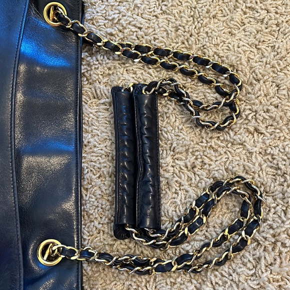 Chanel lambskin matrasse double chain shopping tote bag - Picture 6 of 13